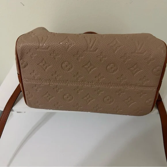 Fashion Designer Inspired Brown Beige Tan Handbag - Picture 8 of 13